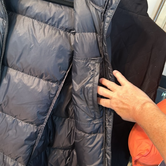 Eddie Bauer down coat with hood Black - Picture 4 of 4